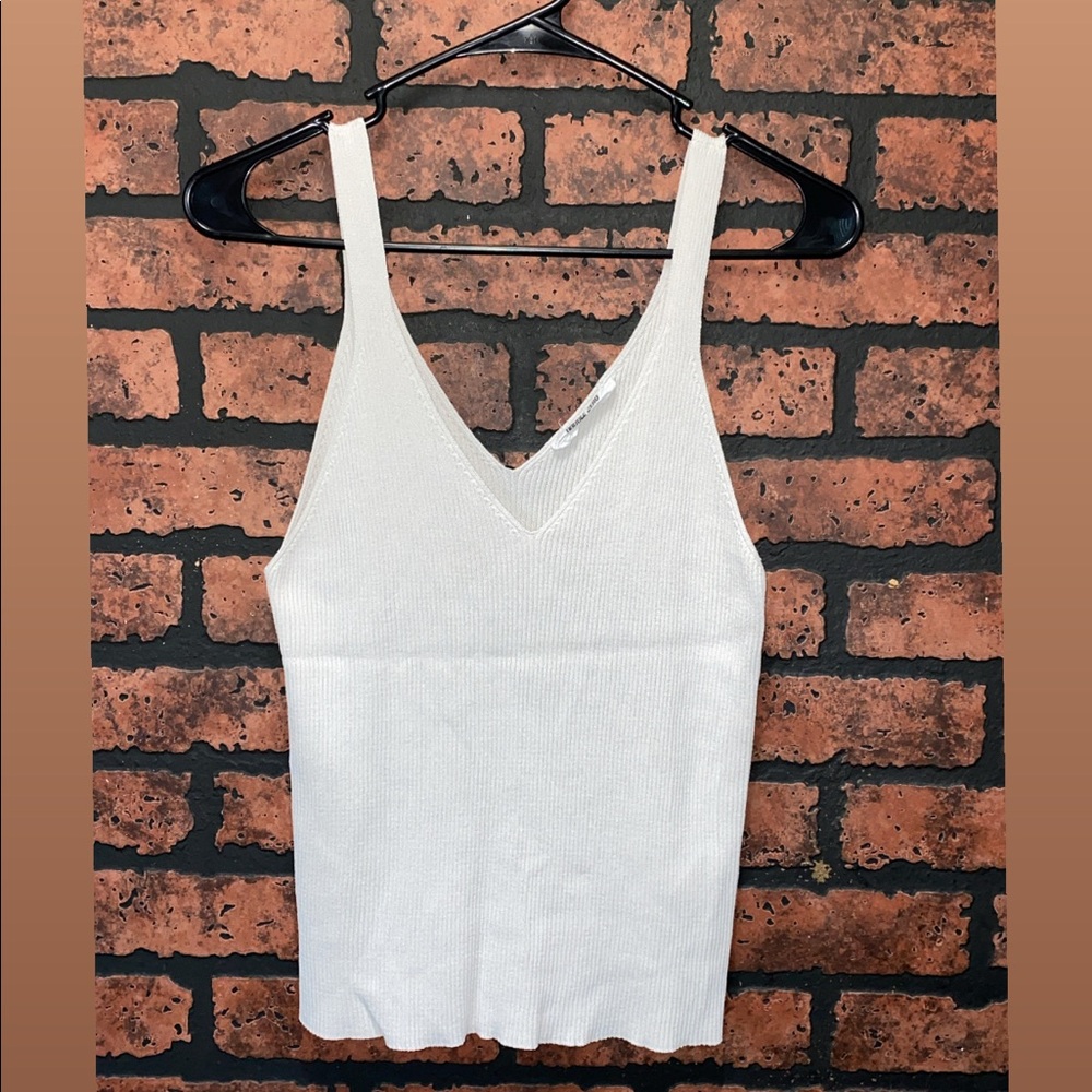 Tank - Picture 1 of 1